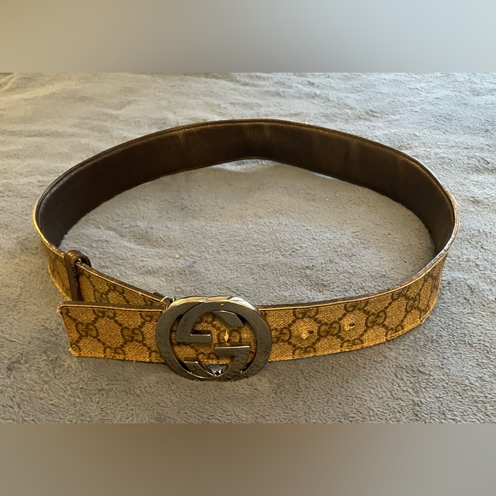 Gucci Tan and Brown GG Belt
